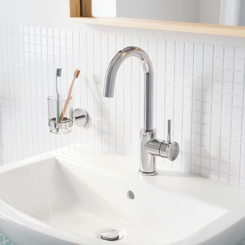 Umywalka wisząca Grohe Bau Ceramic 60 w kolorze białym z otworem pro baterię i przelewem