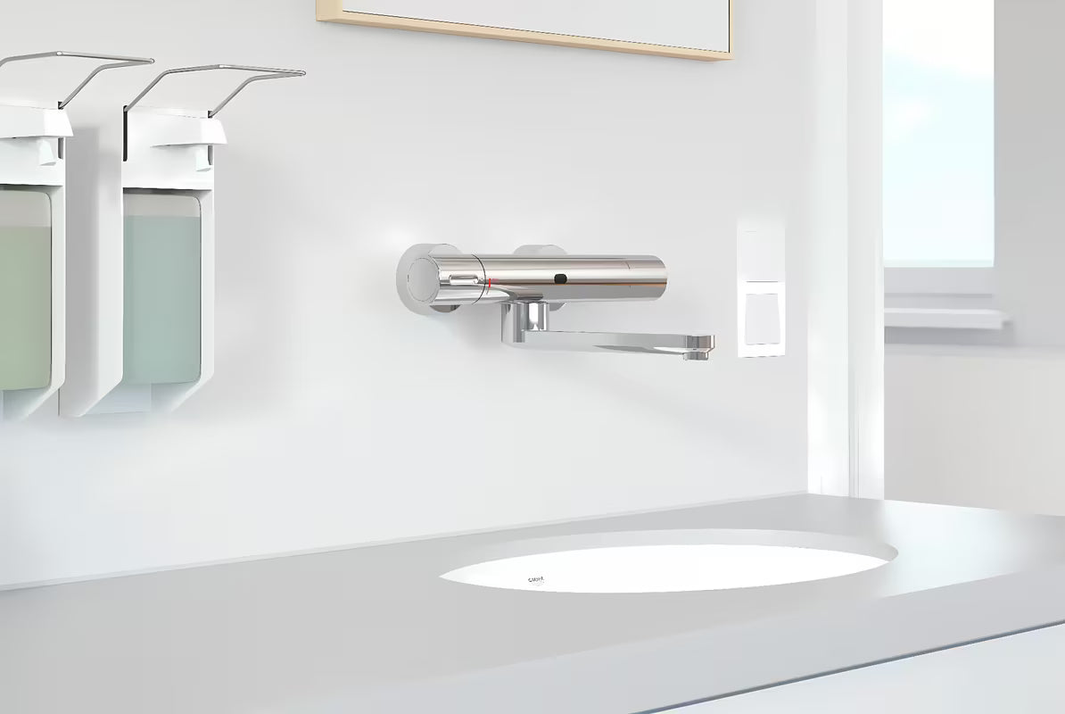 Umywalka wpuszczana W Blat Grohe Bau Ceramic 55 560 × 420 mm w kolorze alpine white, z przelewem