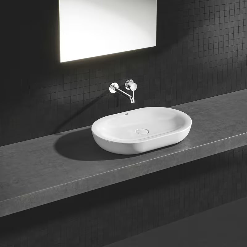 Chromowana podtynkowa bateria umywalkowa Grohe Essence New pro do montażu ściennego z dźwignią i rozetą.
