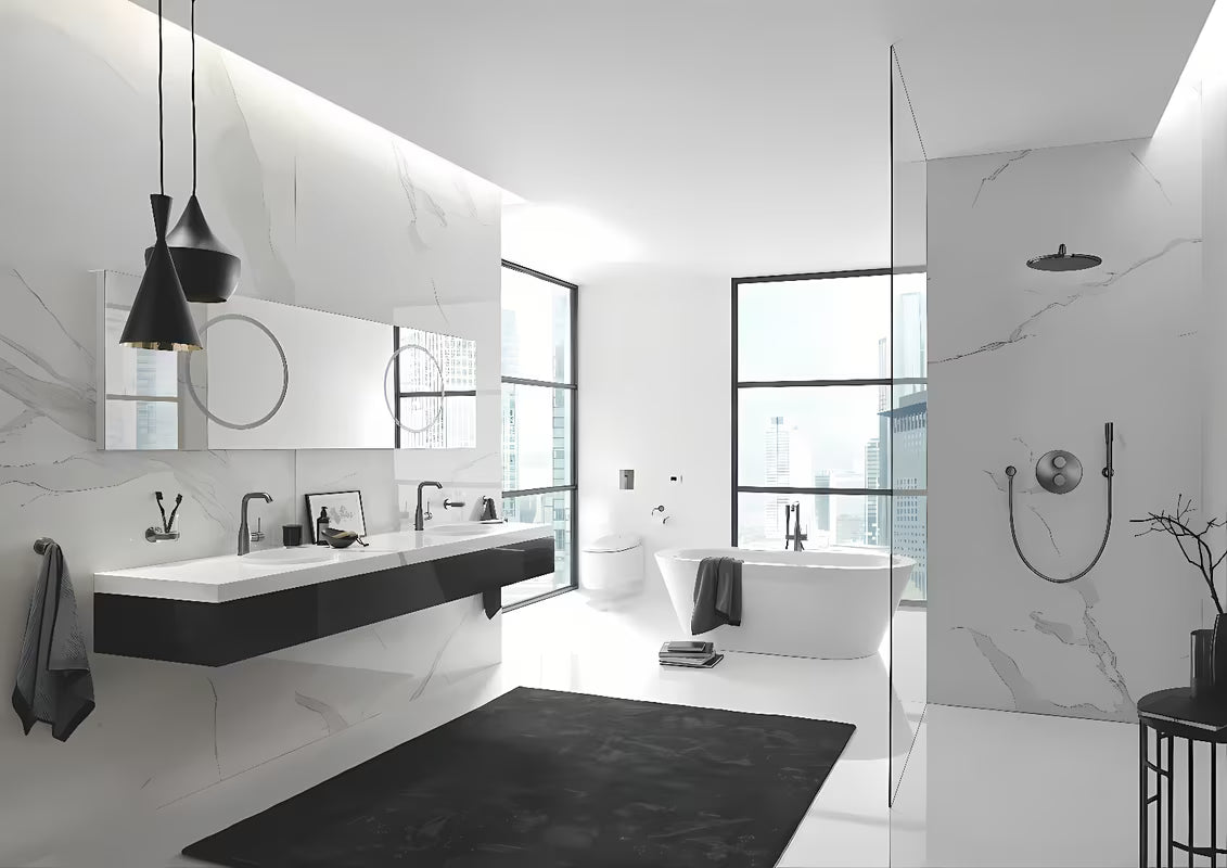 Podłogowa bateria wannowa Grohe Essence New z rączką prysznicową w wykończeniu brushed hard graphite.