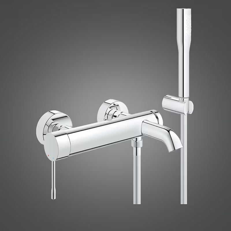 Chromowana ścienna bateria wannowa Grohe Essence New z zestawem prysznicowym