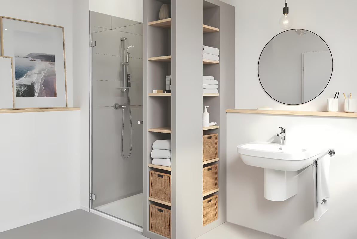 Chromowana jednouchwytowa stojąca bateria umywalkowa Grohe Eurosmart New z klik-klak.