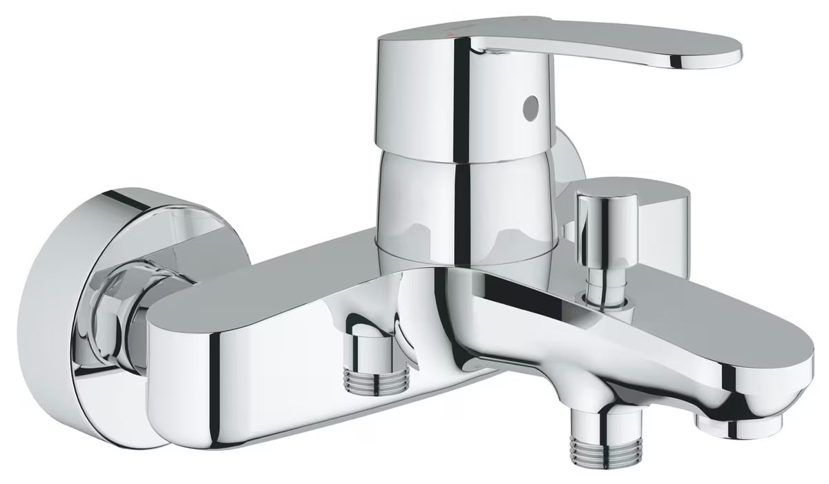 Chromowana ścienna bateria wannowa Grohe Eurostyle Cosmopolitan z dźwignią i przełącznikiem wanna/prysznic.