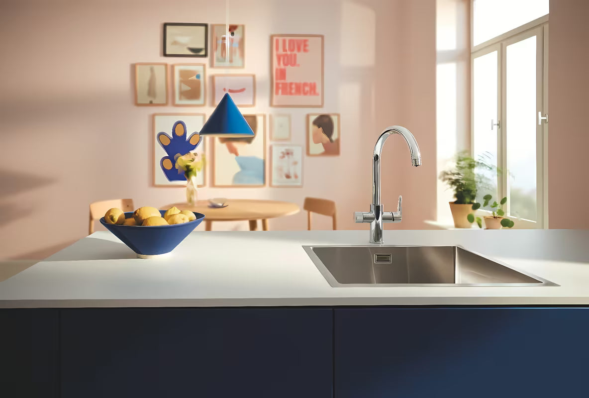 Chromowana bateria zlewozmywakowa Grohe Blue Pure 2022 z osobną dźwignią pro filtrowanej wody