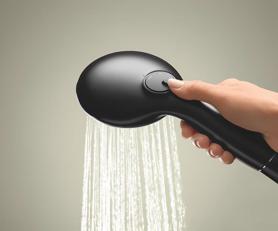 Słuchawka prysznicowa Grohe Tempesta 110 w matowej czerni z dwoma strumieniami Rain i Jet
