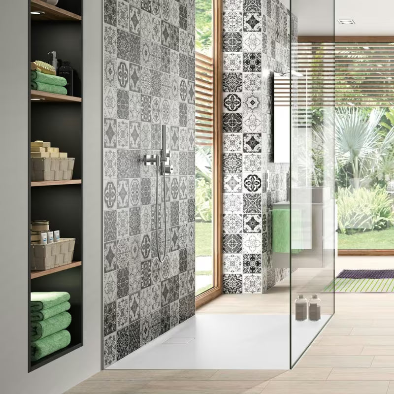 Biały matowy brodzik prysznicowy prostokątny Hüppe easyflat 180x90 cm z lanego marmuru, o niskim profilu