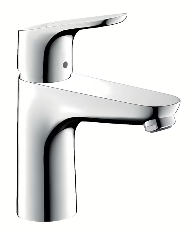 Chromowana jednouchwytowa bateria umywalkowa hansgrohe Focus z ComfortZone 100 i oszczędną technologią EcoSmart.