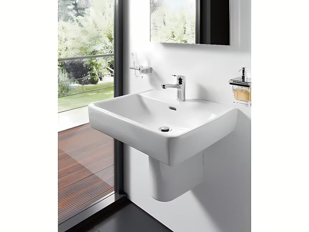 Laufen Pro ceramiczna umywalka wisząca 60x48 cm z centralnym otworem na pro baterię i przelewem