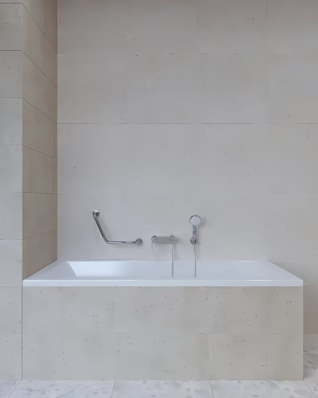 Ścienny łazienkowy uchwyt Multi Chrome w wykończeniu ze stali nierdzewnej pro bezpieczniejsze poruszanie się