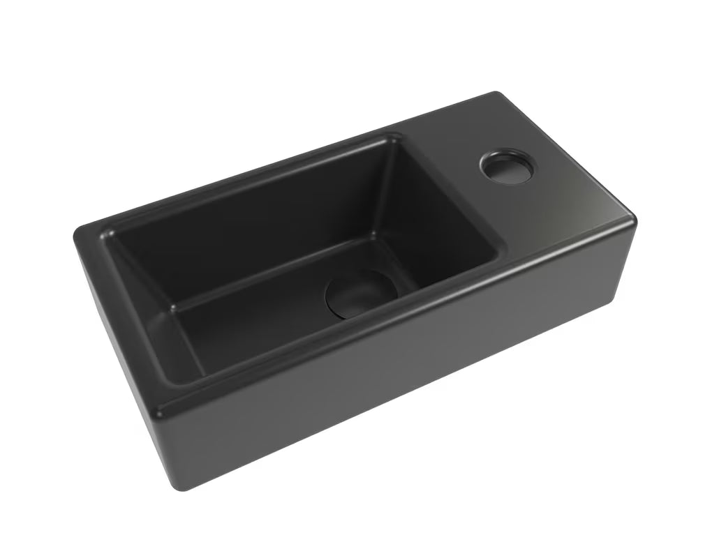 Wiszące ceramiczne mała umywalka SAT Brevis 40,5x20,5 cm w matowej czerni z otworem na pro baterię po prawej stronie.