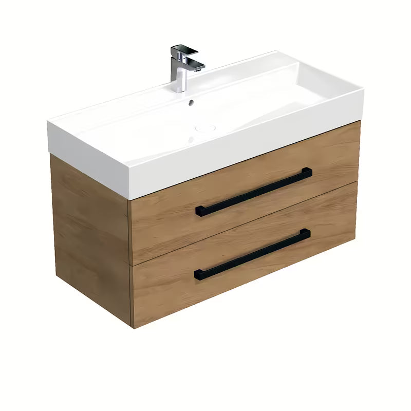 Wisząca szafka łazienkowa z ceramiczną umywalką SAT Cube Way w dekorze dąb hickory z czarnymi uchwytami.
