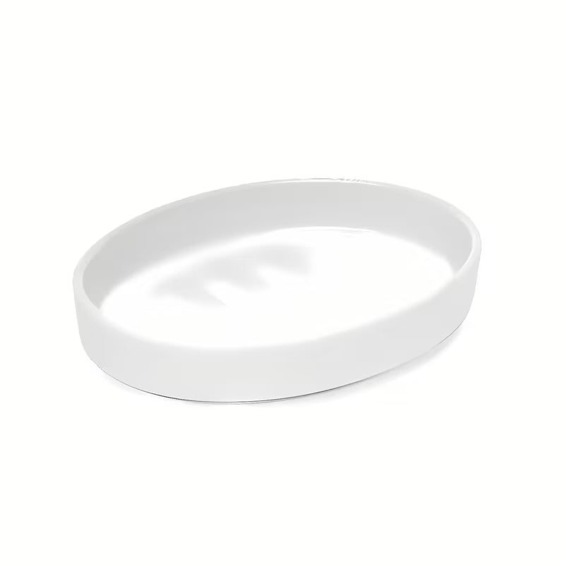 Biała ceramiczna mydelniczka SAT Feel o prostym, nowoczesnym wzornictwie do łazienki