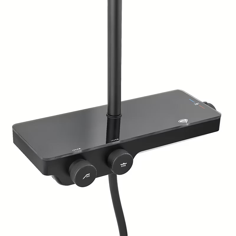 Czarny mat system prysznicowy SAT z baterią termostatyczną, z deszczownicą i słuchawką prysznicową z trzema strumieniami.