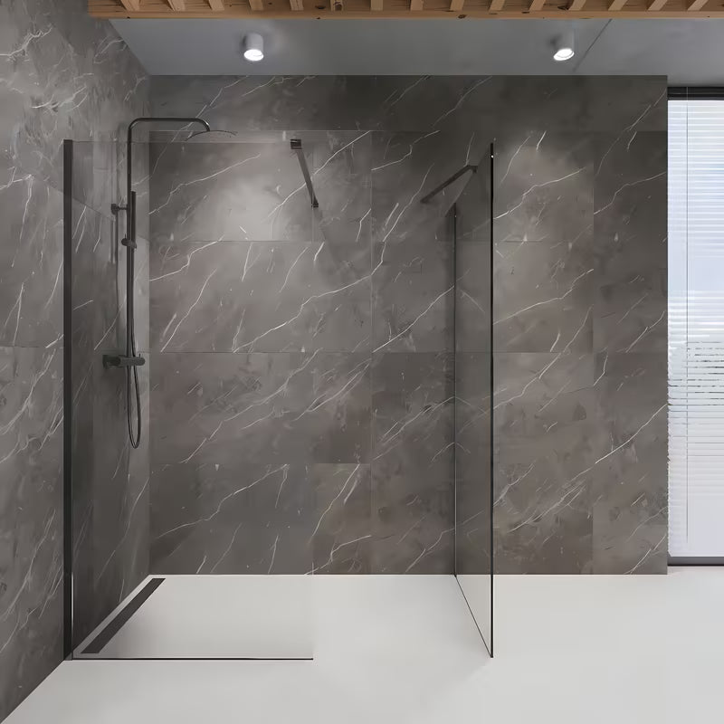 Walk-in ścianka prysznicowa SAT Walk-in 110 cm z przezroczystym szkłem i profilami w wykończeniu PVD Gun metal.