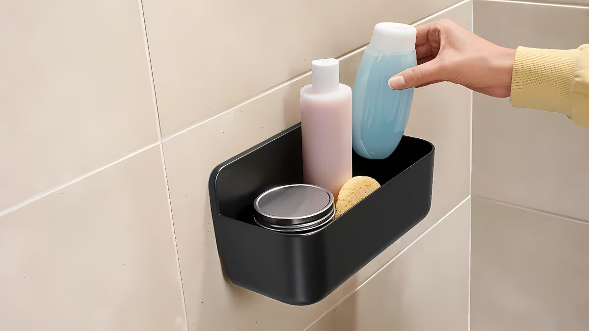 Czarna półka prysznicowa Tesa Lavaa bez wiercenia z systemem klejenia tesa Powerstrips Waterproof