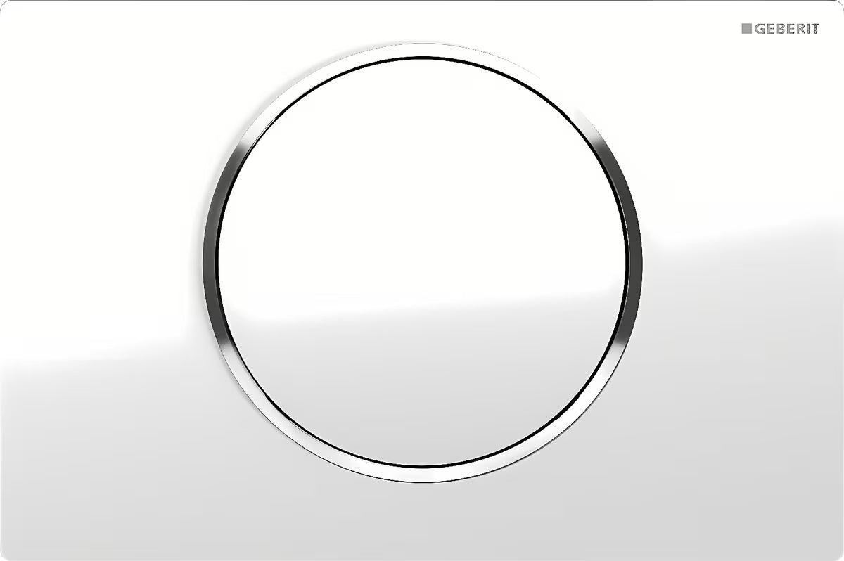 Białe przycisk spłukujący Geberit Sigma10 z chromowanym błyszczącym pierścieniem pro spłukiwanie Start/Stop