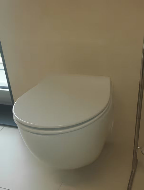 Biała supercienka DESKA sedesowa Glacera EasySlim33 z duroplastu z soft Close i mocowaniem EasyLock
