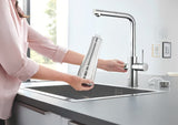 Chromowana kuchenna bateria zlewozmywakowa Grohe Blue Home Duo z filtrem, z chłodzeniem i wyciąganą wylewką z perlatorem