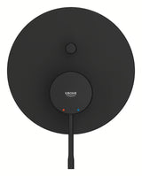 Podtynkowa prysznicowa i bateria wannowa Grohe Essence w wykończeniu phantom black z dźwignią.