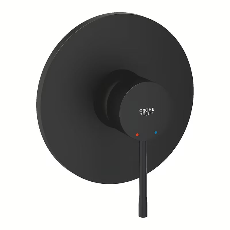 Podtynkowa jednouchwytowa bateria prysznicowa Grohe Essence w matowej czerni phantom black.