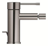 Bateria bidetowa jednouchwytowa Grohe Essence w wykończeniu Hard Graphite z odpływem.