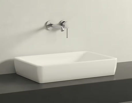 Chromowana podtynkowa bateria umywalkowa Grohe Essence New pro do montażu ściennego z dźwignią i rozetą.