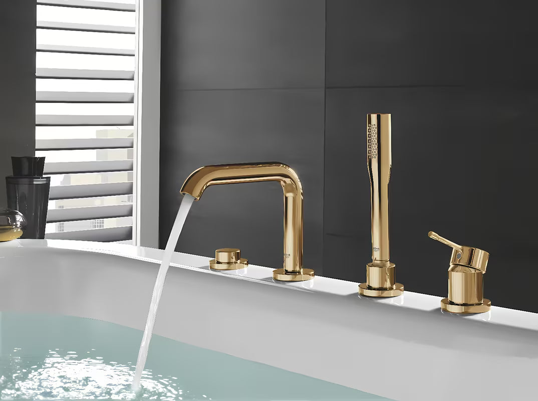 Bateria wannowa Grohe Essence New z zestawem prysznicowym ręcznym w wykończeniu Cool Sunrise