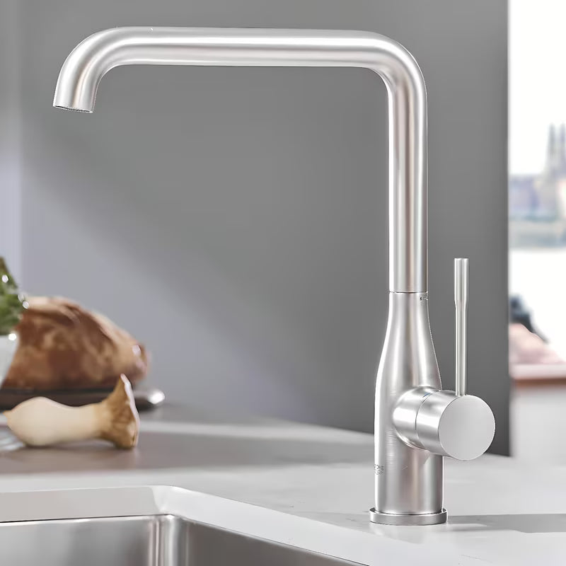Bateria kuchenna zlewozmywakowa Grohe Essence New z wysoką obrotową wylewką w wykończeniu supersteel.