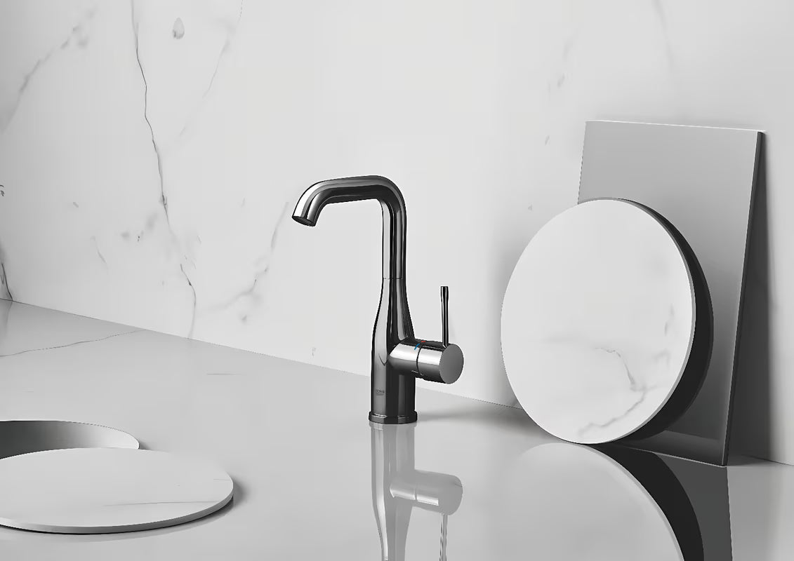 Wysoka jednouchwytowa bateria umywalkowa Grohe Essence New w wykończeniu Hard Graphite z obrotową wylewką