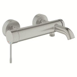 Ścienna bateria wannowa Grohe Essence New w matowym wykończeniu supersteel z przełącznikiem wanna/prysznic