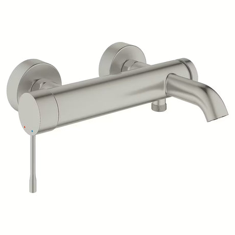 Ścienna bateria wannowa Grohe Essence New w matowym wykończeniu supersteel z przełącznikiem wanna/prysznic