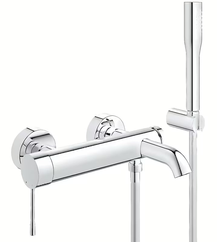 Chromowana ścienna bateria wannowa Grohe Essence New z zestawem prysznicowym