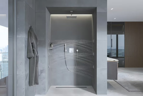 Stały chromowany uchwyt prysznicowy Grohe Euphoria Cube o kwadratowym wzornictwie.