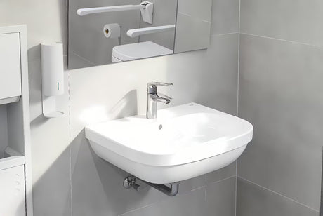Umywalka wisząca Grohe Euro Ceramic 60 w kolorze alpejskiej bieli z przelewem i otworem pro baterię