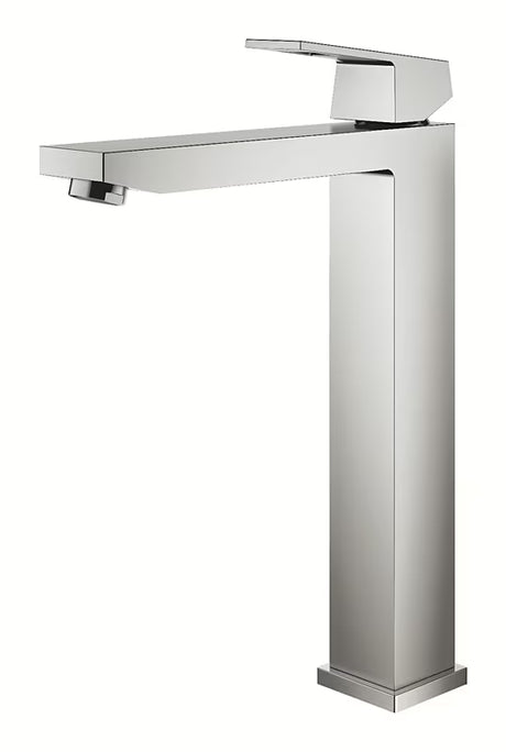Wysoka bateria umywalkowa Grohe Eurocube w wykończeniu supersteel pro umywalka wolnostojąca .