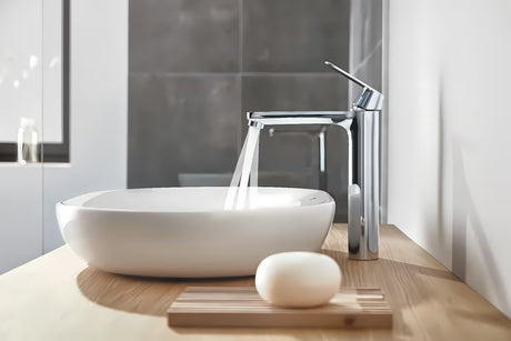 Grohe Eurosmart Cosmopolitan wysoka bateria umywalkowa w chromowanym wykończeniu pro umywalki wolnostojące .