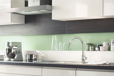 Chromowana bateria zlewozmywakowa Grohe Eurosmart Cosmopolitan z wysoką obrotową wylewką i wyciąganą wylewką prysznicową