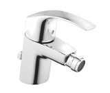 Chromowana jednouchwytowa stojąca bateria bidetowa Grohe Eurosmart New z odpływem z perlatorem na przegubie kulowym.