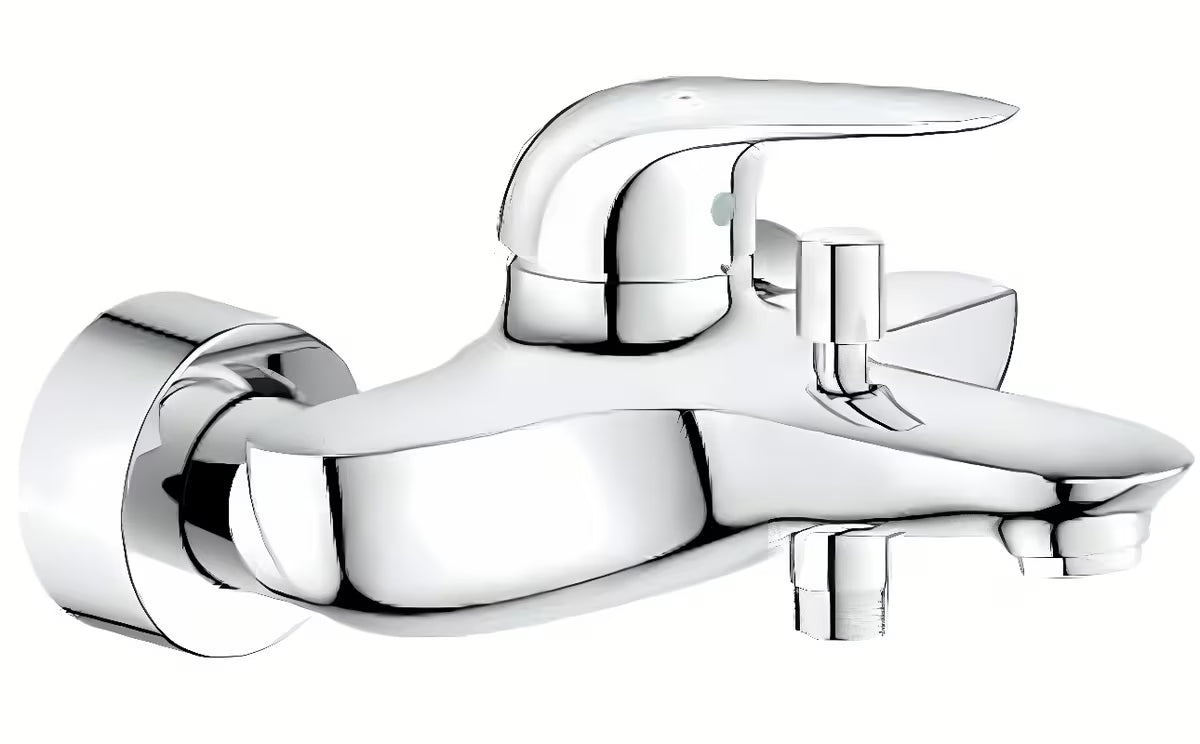 Grohe Eurostyle New jednouchwytowa ścienna bateria wannowa w wykończeniu chrom z przełącznikiem wanna/prysznic.