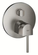 Podtynkowa prysznicowa i bateria wannowa Grohe Plus w wykończeniu szczotkowany Hard Graphite z 3-drożnym przełącznikiem.