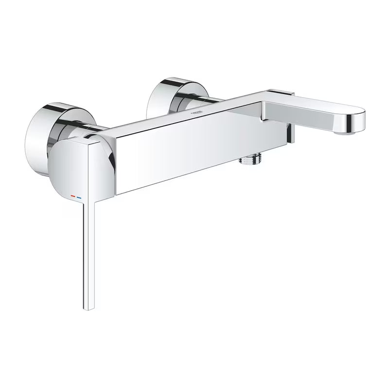 Ścienna jednouchwytowa bateria wannowa Grohe Plus w wykończeniu chrom z automatycznym przełączaniem wanna/prysznic.