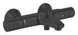 Termostatyczna ścienna bateria wannowa Grohe Precision w wykończeniu matte black z przełącznikiem wanna/prysznic
