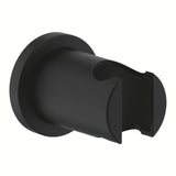Stały uchwyt prysznicowy Grohe Rainshower neutral z okrągłą rozetą w kolorze phantom black.