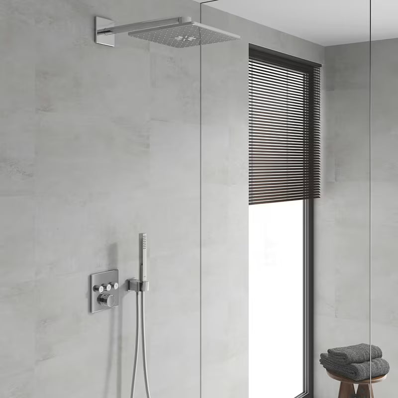 Podtynkowy system prysznicowy Grohe Smart Control w chromie z deszczownicą i słuchawką prysznicową