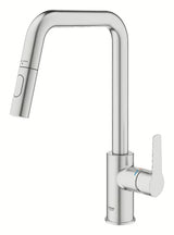 Bateria zlewozmywakowa Grohe Start 2021 w wykończeniu supersteel z wysoką obrotową wylewką i wyciąganą wylewką.