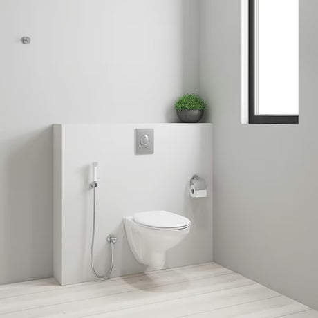 Prysznic bidetowy Grohe Tempesta-F Trigger Spray w wykończeniu chrom/biały z uchwytem ściennym