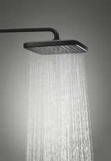 Matowo czarny system prysznicowy Grohe Vitalio Comfort z deszczownicą 250x250 mm i słuchawką prysznicową