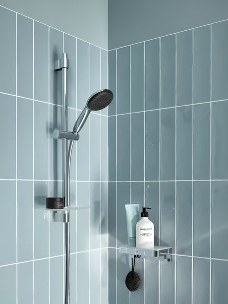 Chromowany zestaw prysznicowy Grohe Vitalio Start z słuchawką prysznicową, drążkiem, wężem i półką