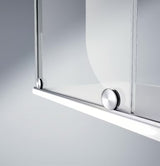 Ścianka prysznicowa Walk‑in- Hüppe Xtensa pure 180 cm w błyszczącym chromie z przezroczystym szkłem bez dekoru.