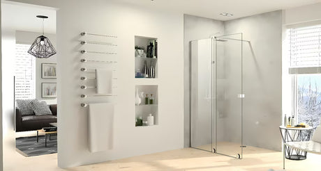 Ścianka prysznicowa Walk‑in- Hüppe Xtensa pure 180 cm w błyszczącym chromie z przezroczystym szkłem bez dekoru.